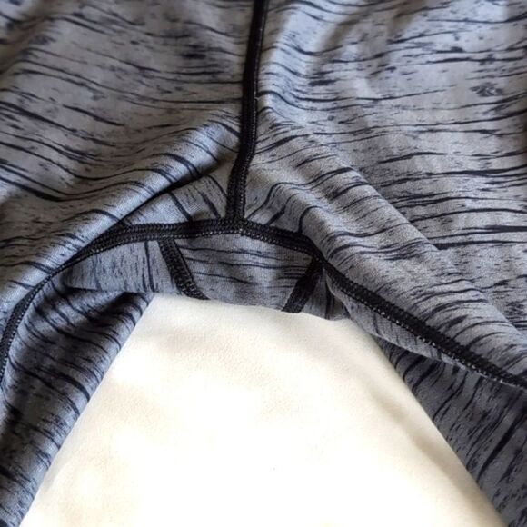 Nike Golf Gray And Black Dri-Fit Print Tights Size Small - Picture 6 of 13